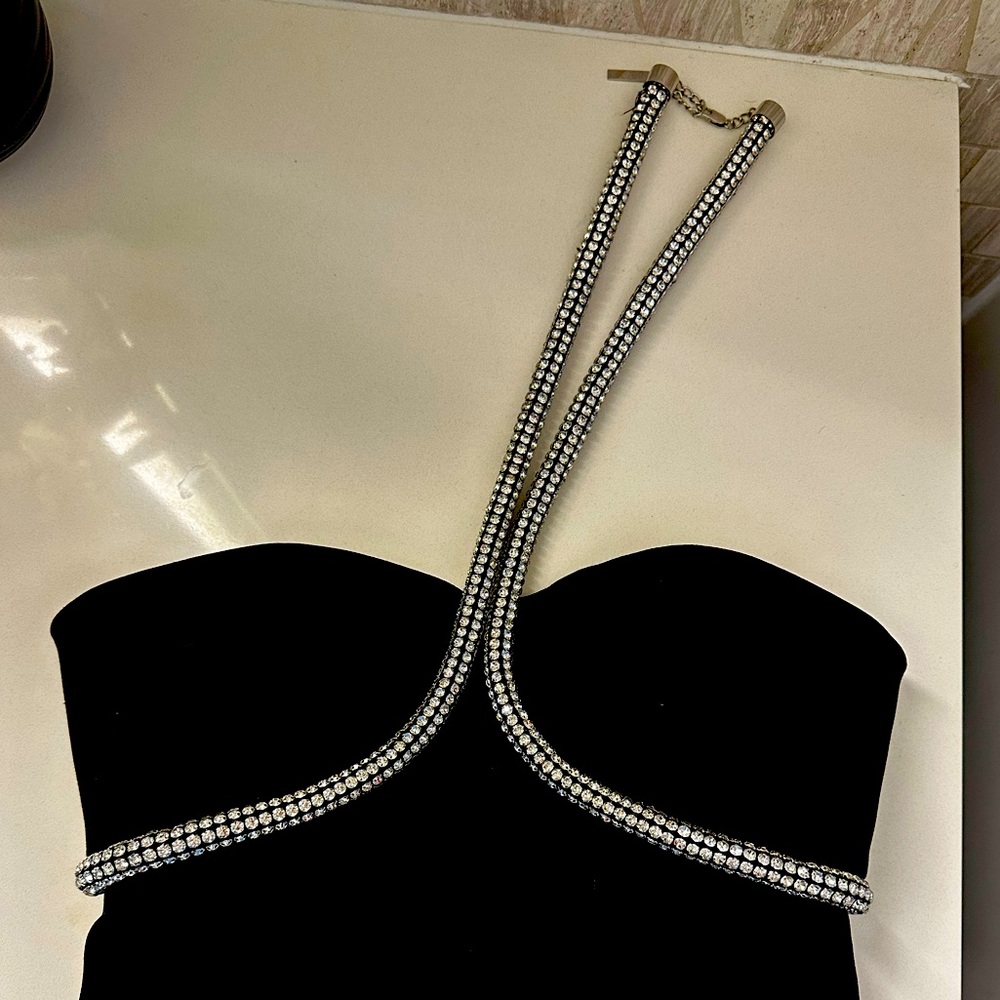 Area halter top